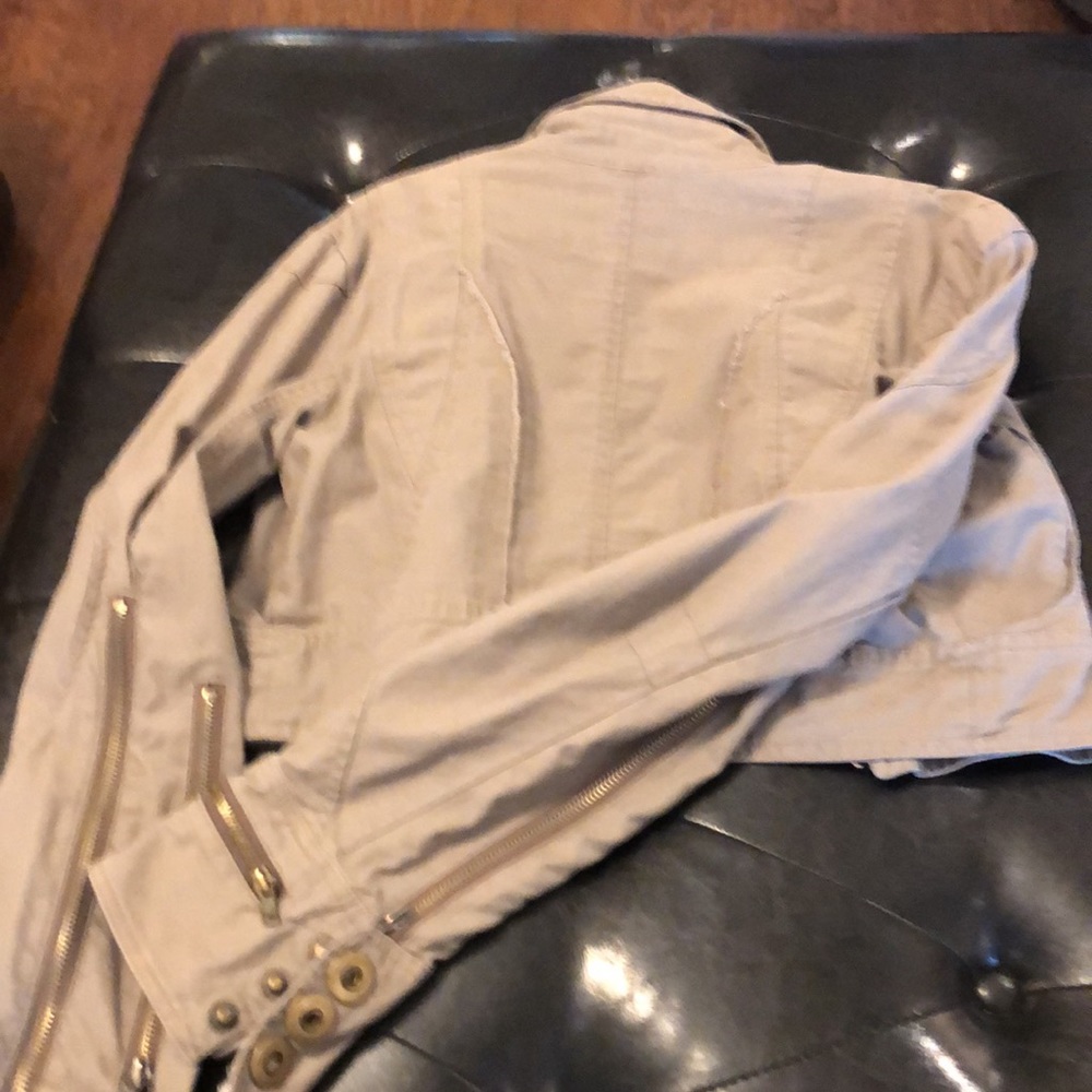 Urban unique upscale look! short jacket small - Picture 8 of 10